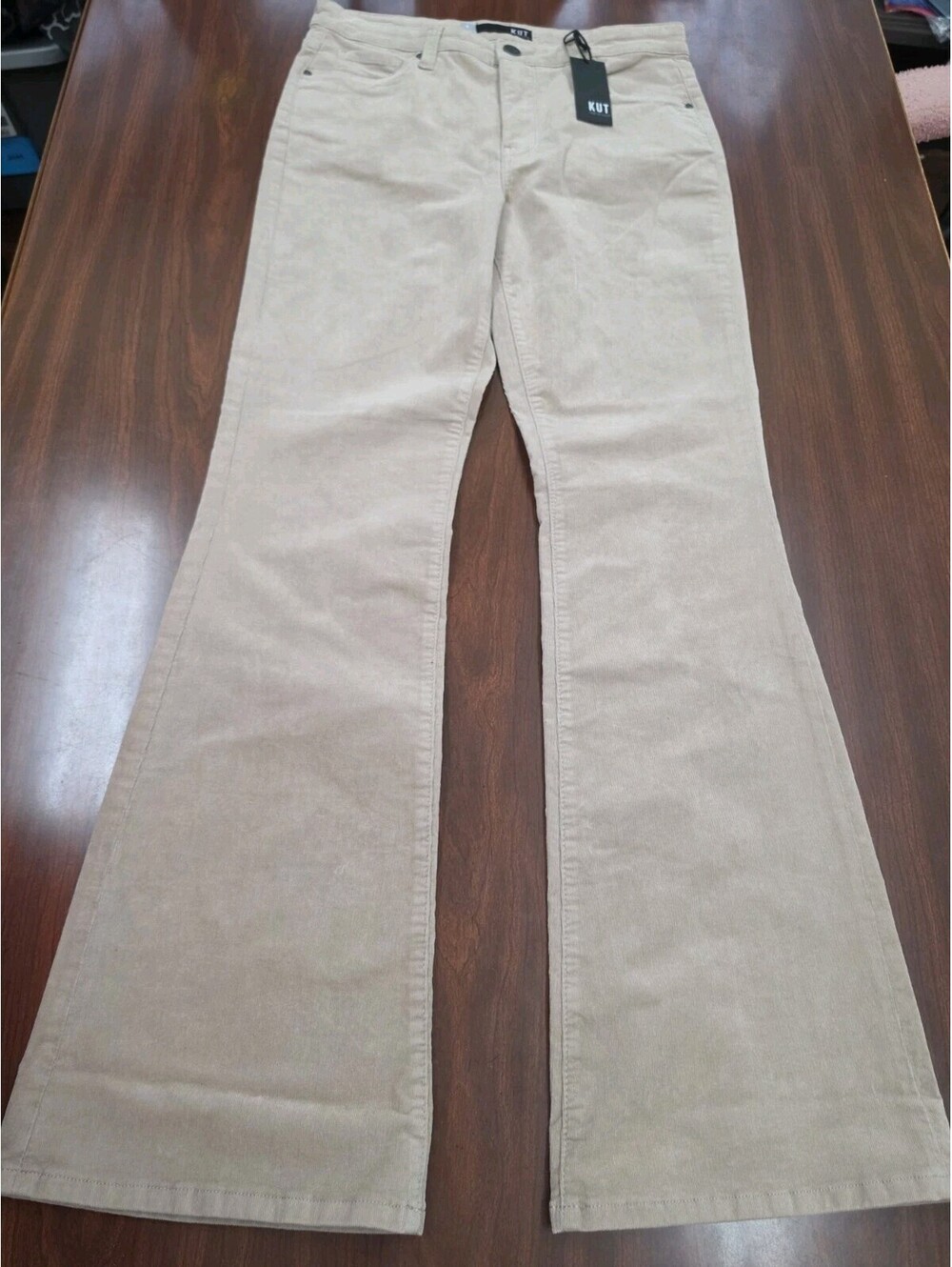 NWT Kut From The Kloth Ana High Rise Flare Size 8 Beige Corduroy 70s Boho Pants